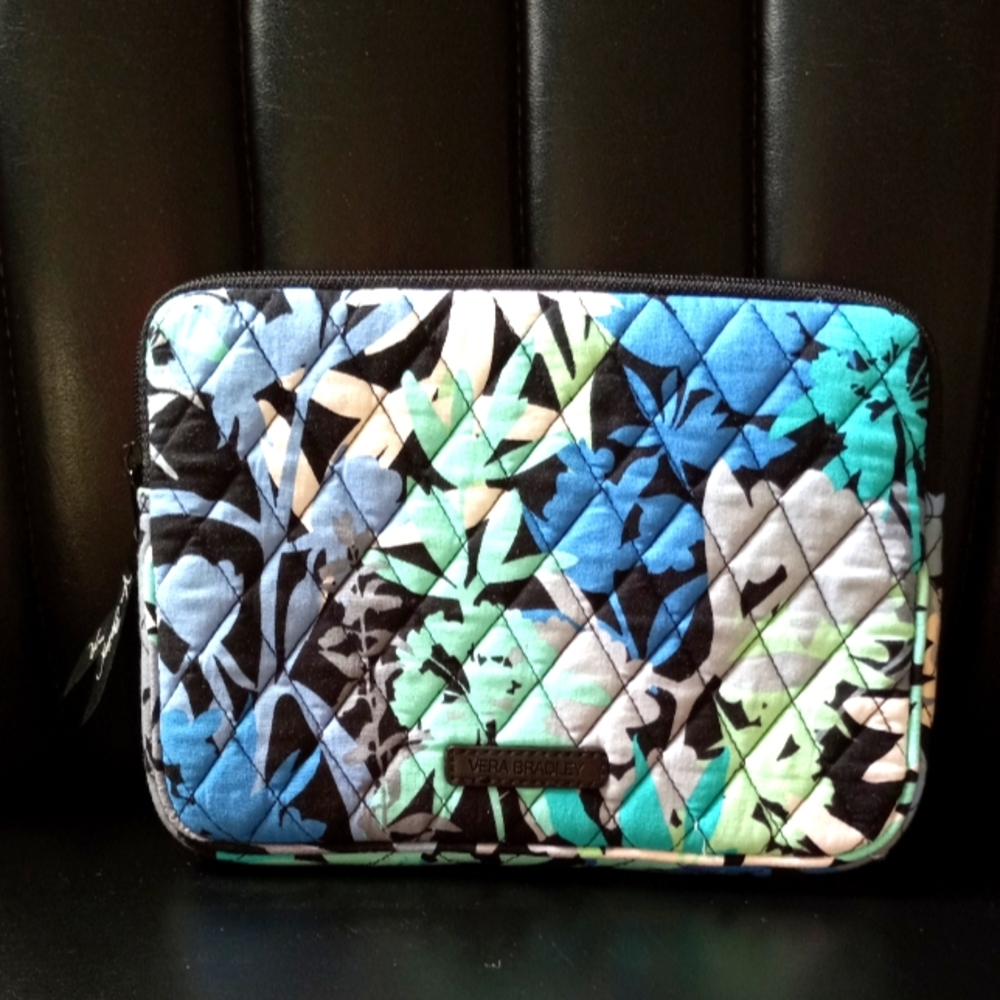 Vera Bradley Camo Blue and Green Quilted Tablet/ Cosmetic Case